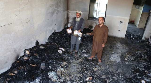 Taliban Afganistan'da bir okulu ateşe verdi