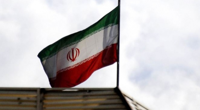 Fransa'dan İran'a 'nükleer anlaşmaya uyun' çağrısı