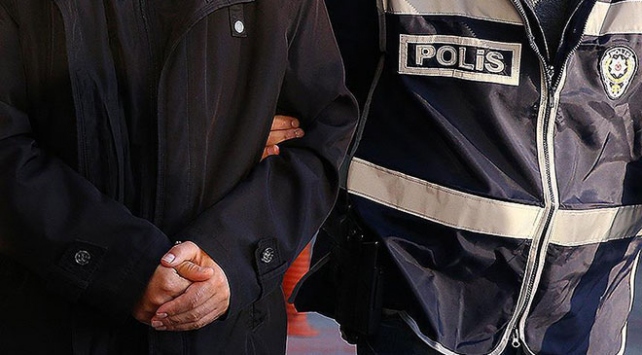 İzmir merkezli 9 ilde FETÖ operasyonu 6 tutuklama