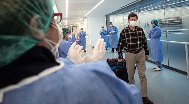 Türkiyede virüsü yenen hasta sayısı 18 bin 491e ulaştı