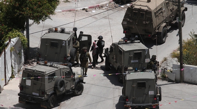 srail gleri Kuds'te 4 Filistinliyi gzaltna ald