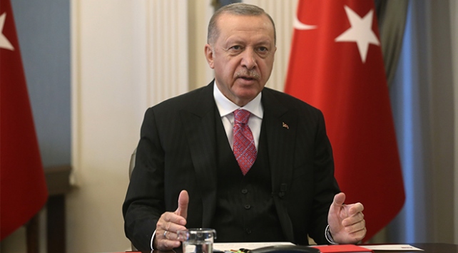 Cumhurbaşkanı Erdoğan: Sosyal medya ile ilgili kapsamlı bir düzenleme üzerinde çalışıyoruz