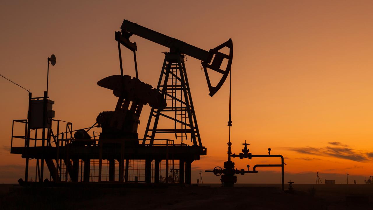 Brent petrolün varil fiyatı 113,90 dolar