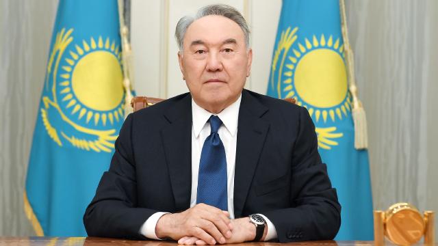 Nursultan Nazarbayev Kazakistanı terk ettiği iddialarını yalanladı