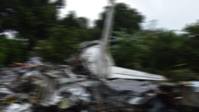 El Salvadorda askeri uçak düştü: 3 ölü