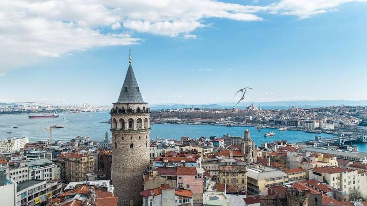 İstanbul 3 ayda yaklaşık 3,8 milyon yabancı ziyaretçi ağırladı