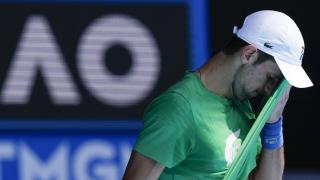 Sırp tenisçi Djokovic Avustralya'yı terk etti