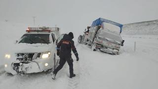AFAD ekipleri teyakkuzda: Çok sayıda kişi güvenli bölgelere alındı