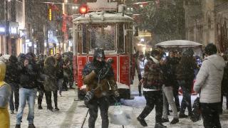 İstanbul'da kar 3 gün daha sürecek