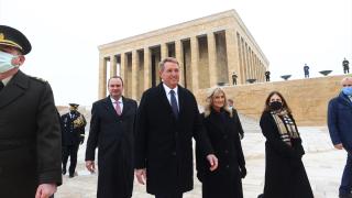 ABD'nin yeni Ankara Büyükelçisi Flake, Anıtkabir'i ziyaret etti