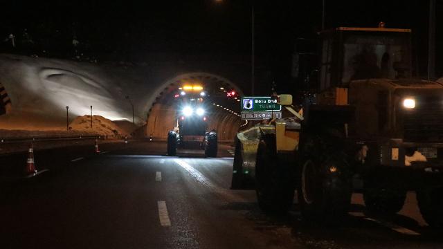 Anadolu Otoyolu'nun Bolu Dağı Tüneli kesimi ulaşıma kapatıldı