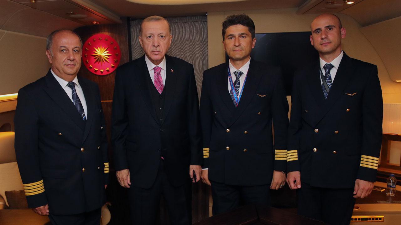 Cumhurbaşkanı Erdoğan'dan pilotlara tebrik