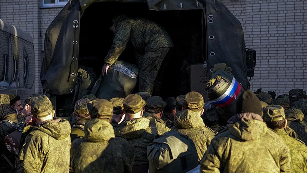 Rusya: Ukrayna&#039;da esir 63 Rus askeri serbest bırakıldı