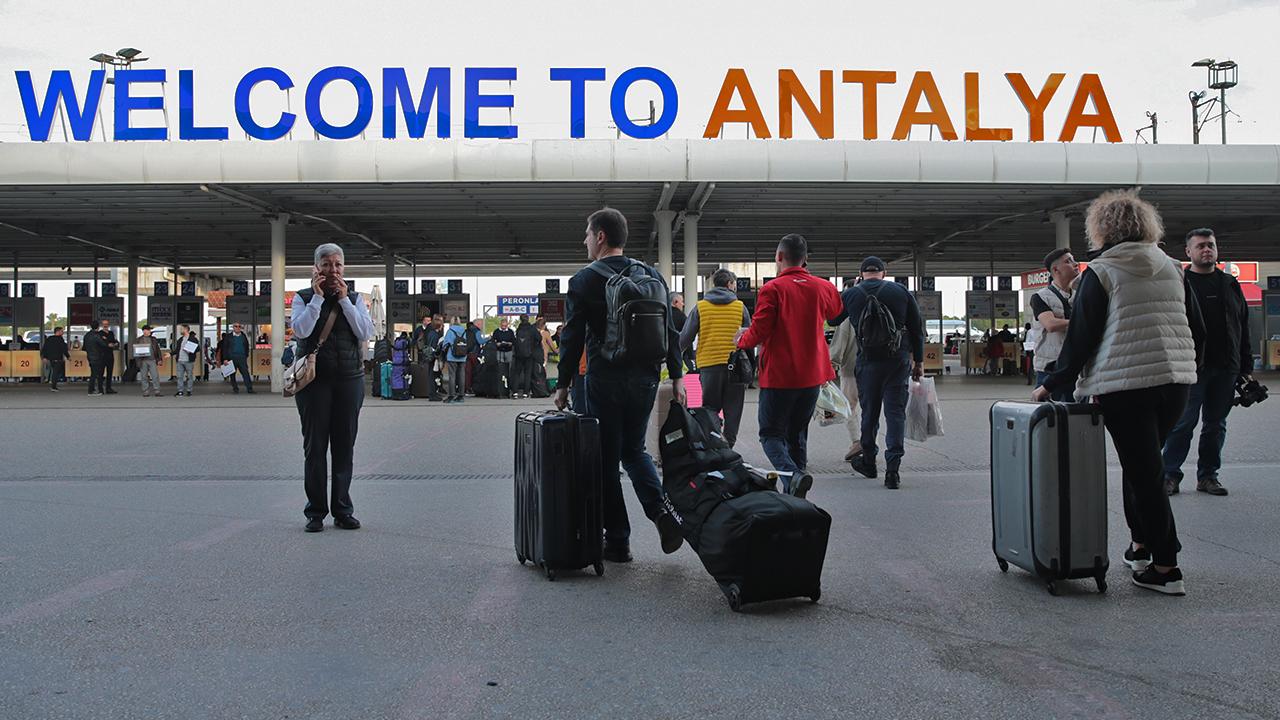 Antalya&#039;dan yeni turizm rekoru