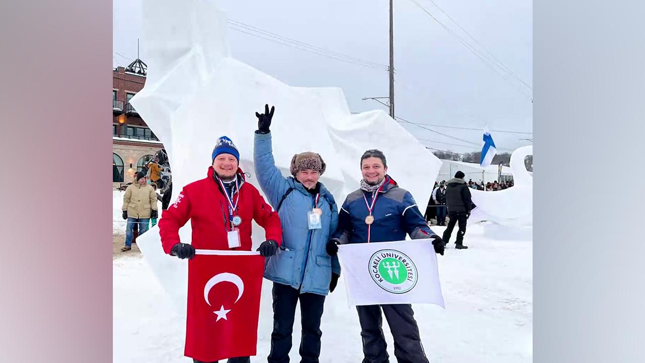 Türk Heykel Takımı, Kar Heykel Şampiyonası'nda dünya 3'üncüsü oldu