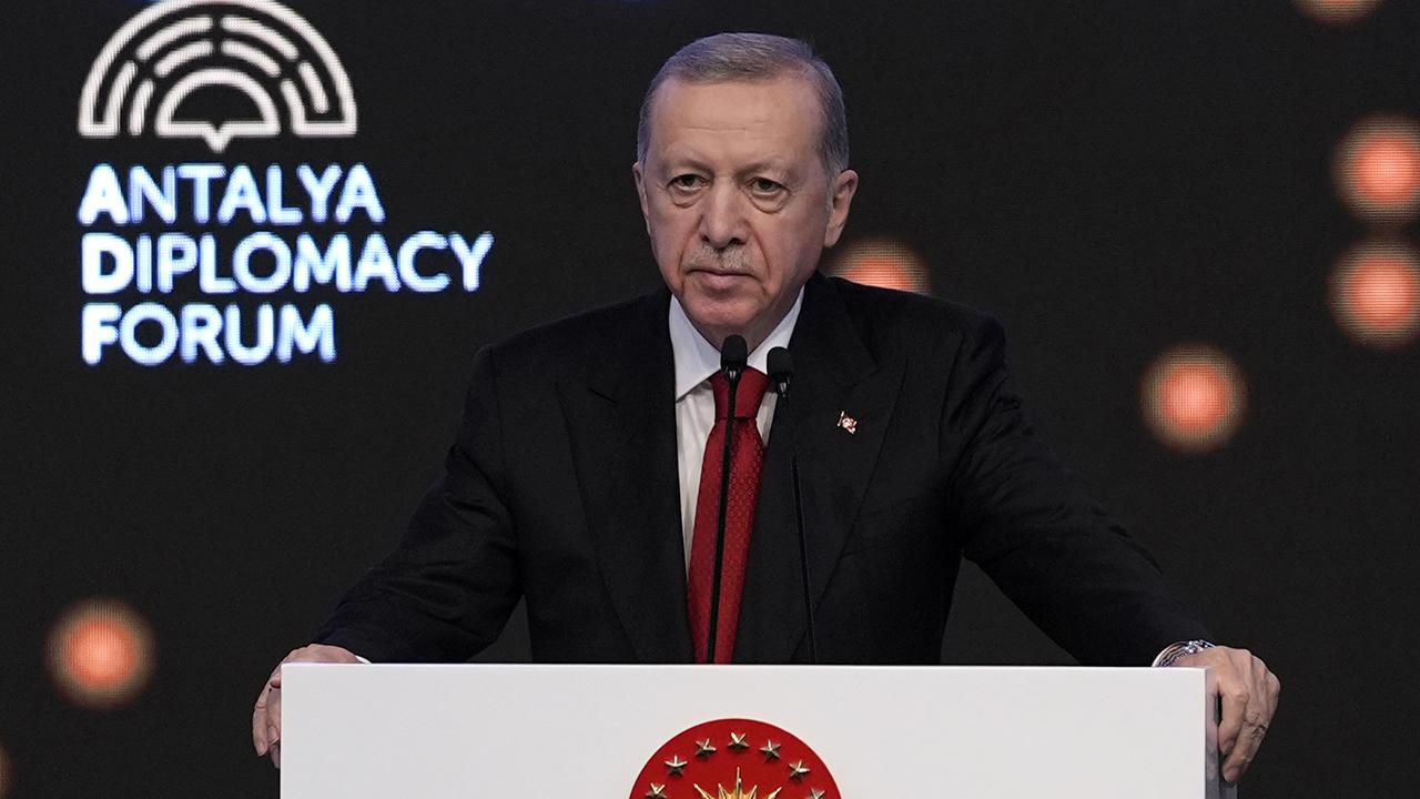 Cumhurbaşkanı Erdoğan Antalya&#039;da