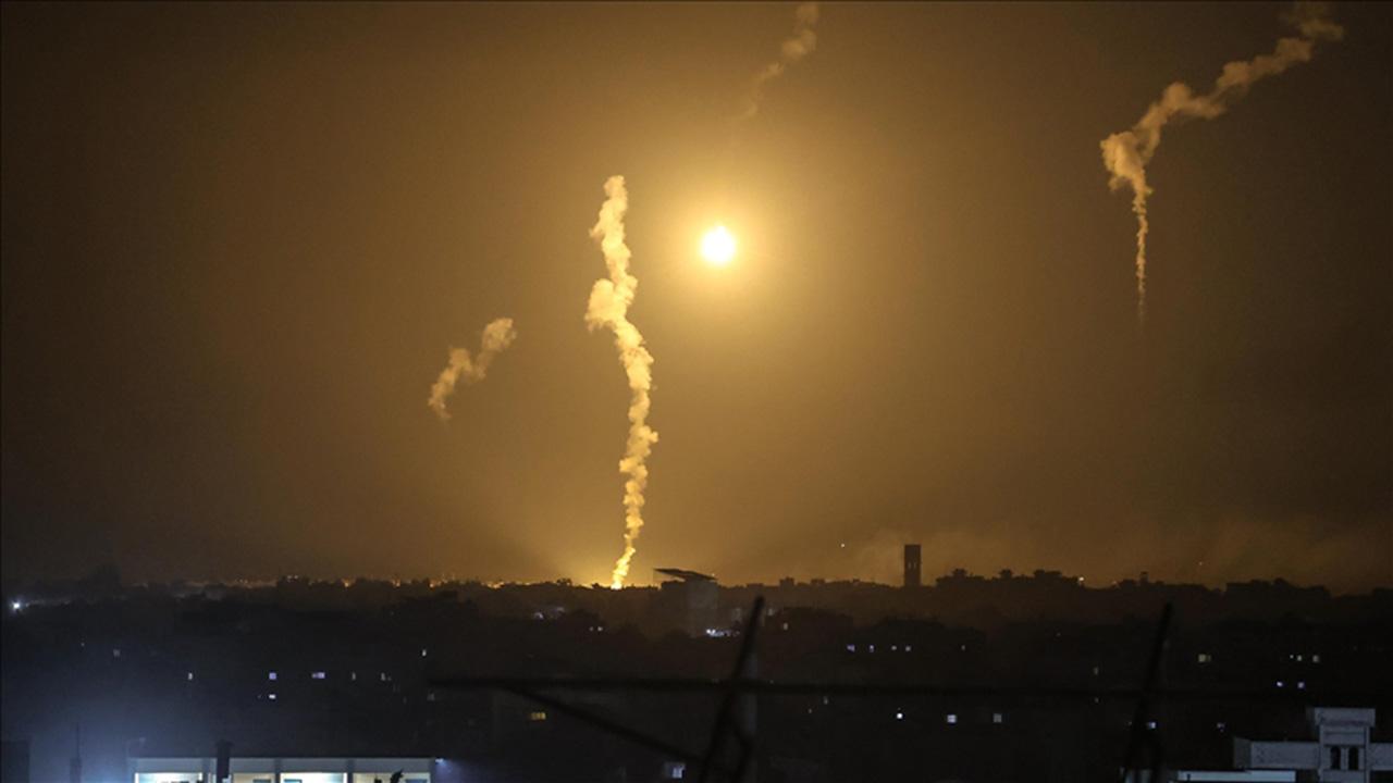 İsrail zulmü dinmiyor: 24 saatte 100&#039;den fazla saldırı