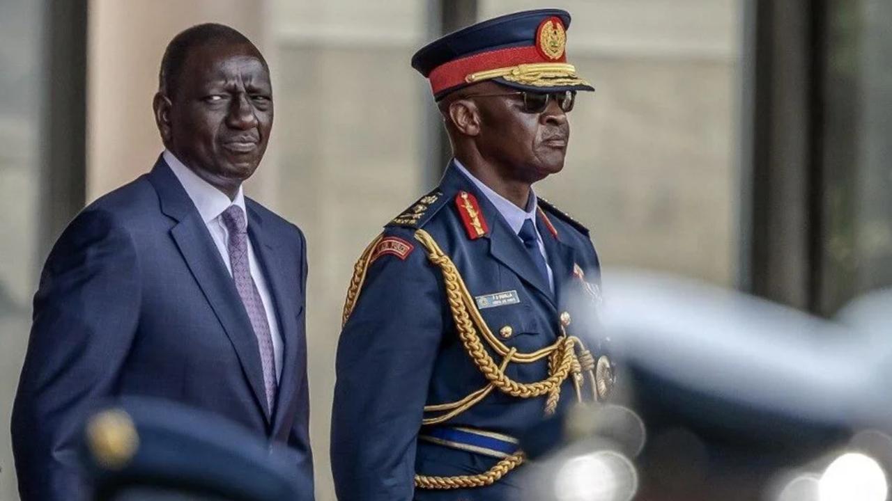 Kenya&#039;da helikopter kazası: Genelkurmay Başkanı ve 10 asker öldü