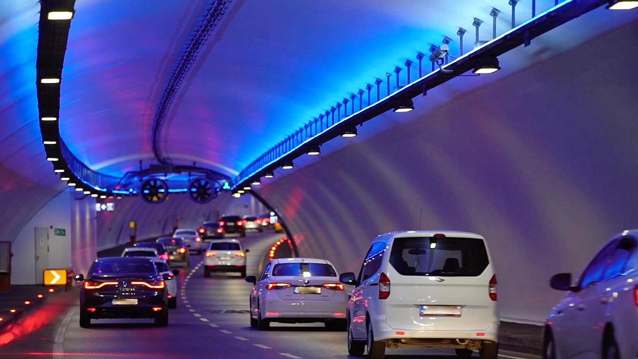 Avrasya Tüneli&#039;nden günlük araç geçişinde rekor