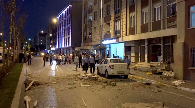 istanbul esenyurt ta dogalgaz patlamasi 1 yarali son dakika haberleri